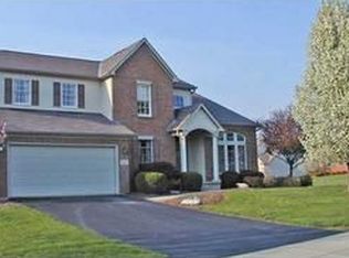 9068 Palomino Dr NW, Pickerington, OH