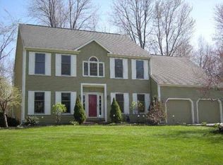 3120 Corlear Dr, Baldwinsville, NY 13027