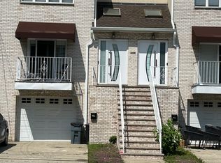 289 Knox Ave APT 1, Cliffside Park, NJ 07010
