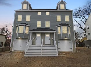 16 Border St #16, Lawrence, MA 01843