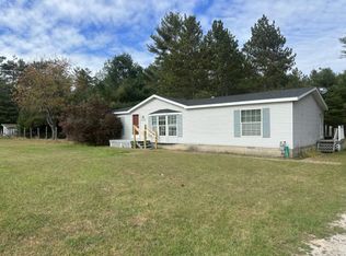 11920 Lake St #15, Atlanta, MI 49709