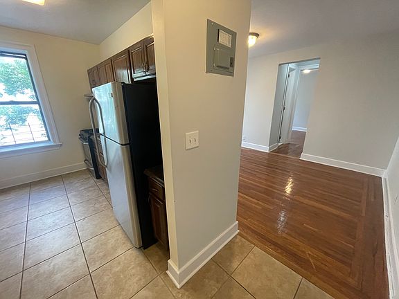 2nd image of 35-41 34th St #1D