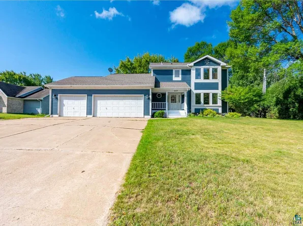 307 E Park Dr, Hibbing, MN 55746