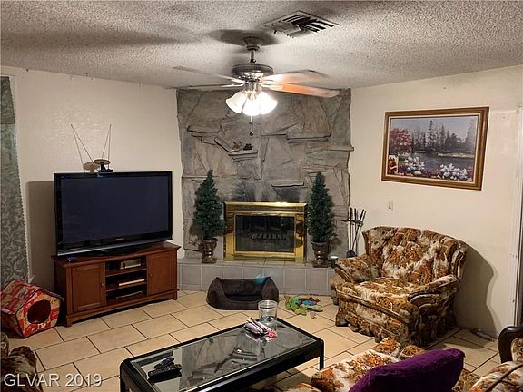 5th image of 4354 E Cincinnati Ave