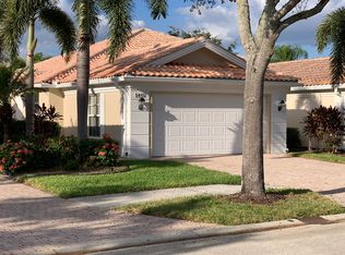 5445 Guadeloupe Way, Naples, FL 34119