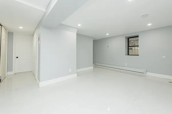 Rented by Modern Spaces | media 24