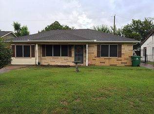 125 Troy Rd, Houston, TX 77076