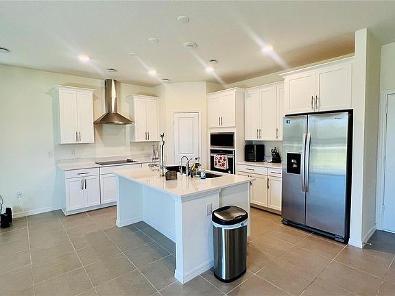 4th image of 1568 Leafwood Ln