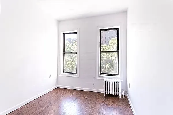 Rented by REAL New York | media 30