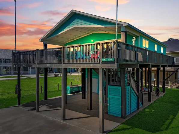 931 S Gtwy, Pt Bolivar, TX 77650