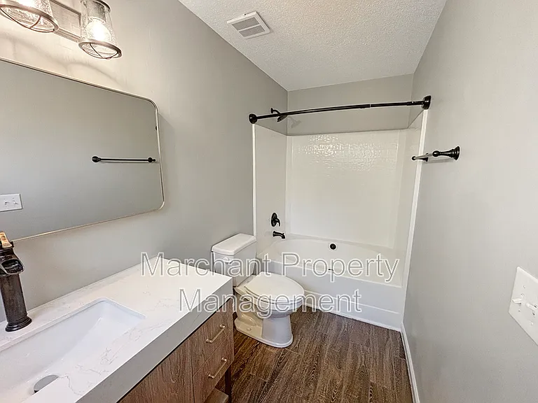 110 Golden Crest Ct — Photo 18