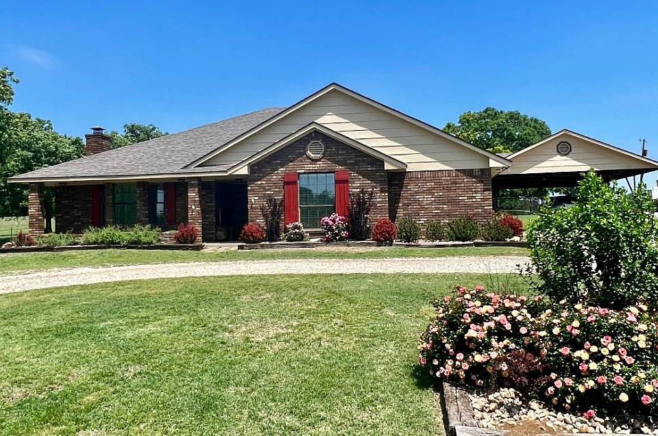 1st image of 553 Concord Rd