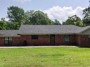 5148 Rosborough Springs Rd, Marshall, TX 75672