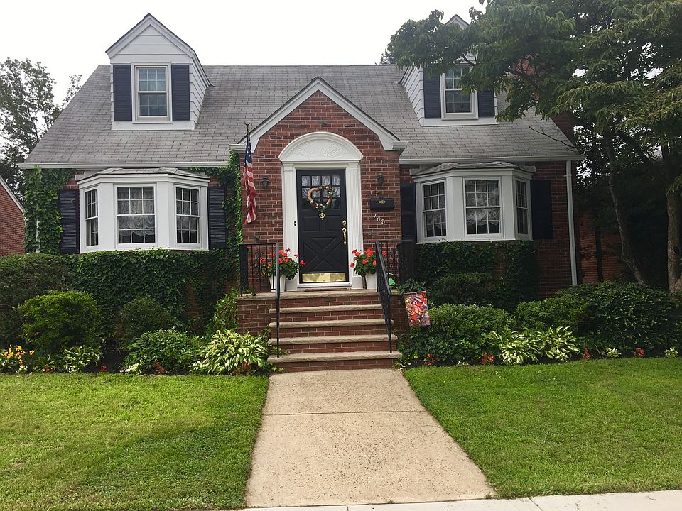 1st image of 108 McCutcheon Ave
