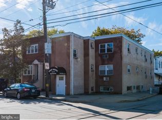 924 Summit St, Darby, PA 19023