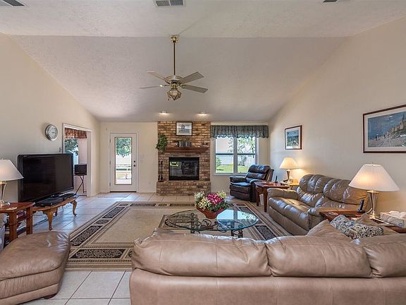 4th image of 3856 Paradise Bay Dr