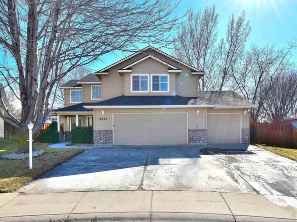 8239 W Galactic Ct, Boise, ID 83709