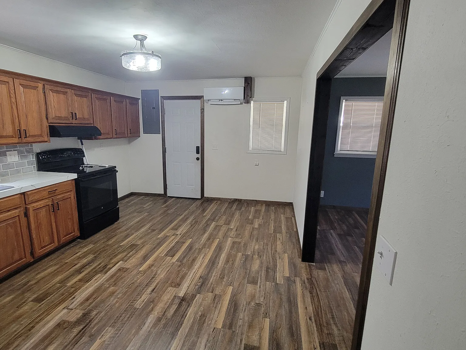 2 bed, 816 sqft, $900 — Photo 4