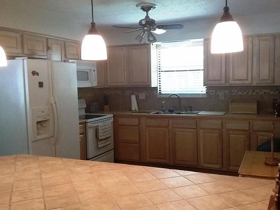 4th image of 1245 Arbor Cir