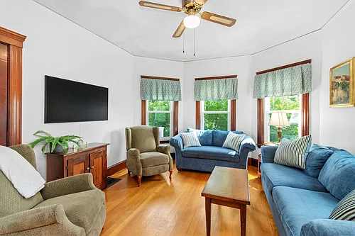 66 Hobson St Photo 1