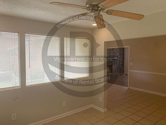 5th image of 108 Moonglow Dr