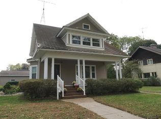 314 3rd Ave, Charles City, IA 50616