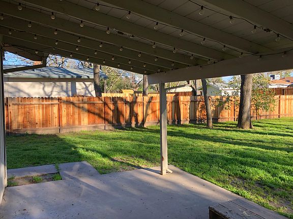3rd image of 8914 Vincent Ave