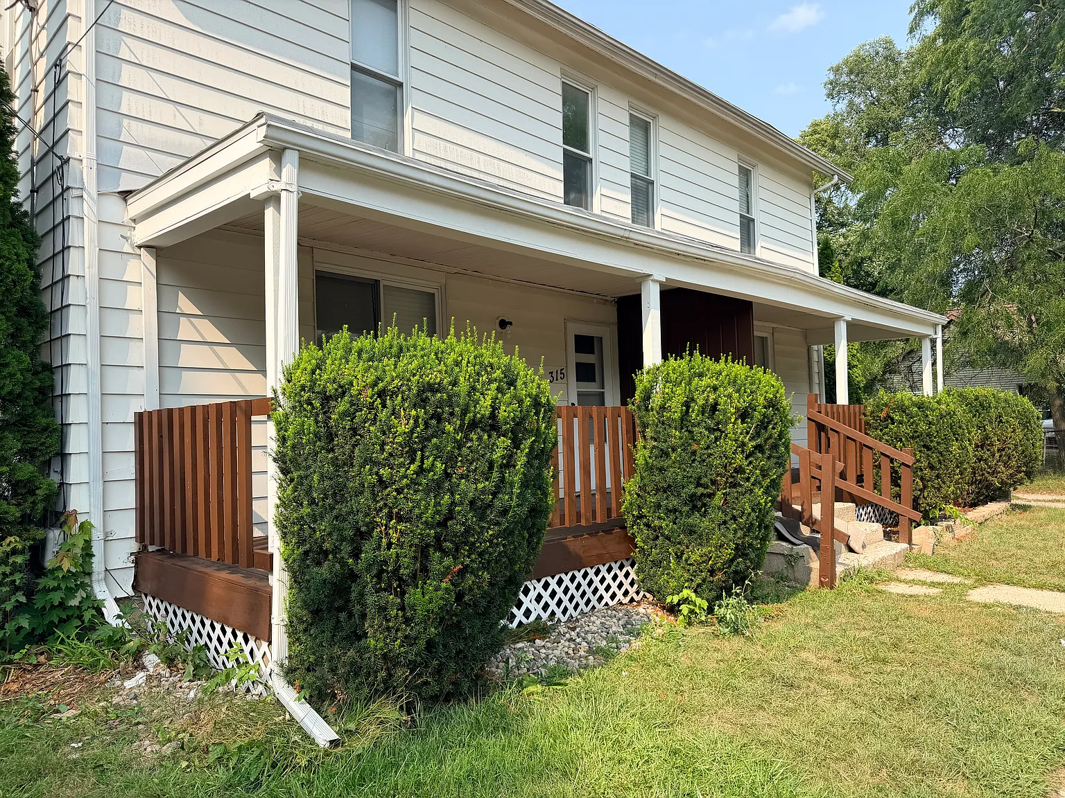 4 bed, 1496 sqft, $1,695 — Photo 3
