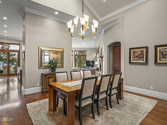 5th image of 370 Timberlake Ct