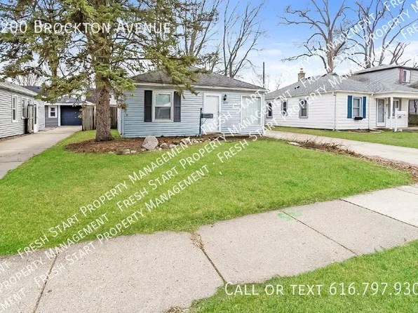 2200 Brockton Ave, Royal Oak, MI 48067