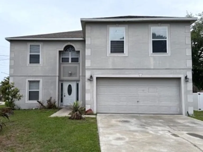 744 Paris Dr — Photo 1