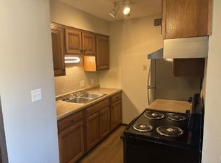 1720 Waterloo Rd #12, Cedar Falls, IA 50613