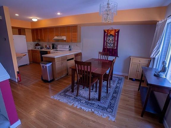 5th image of 475 Arsenal Court Dr #M