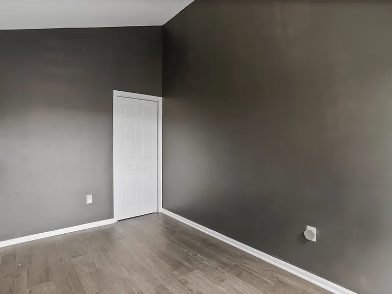 1523 Kensington Dr — Photo 4