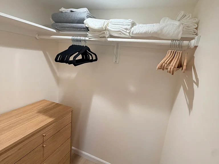 993 N Laurel Dr — Photo 18
