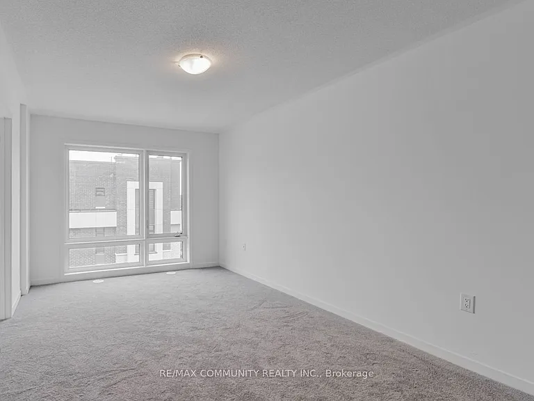 799 Heathrow Path — Photo 27