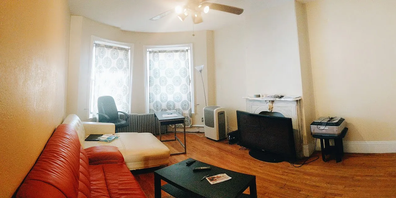 2 bed, 922 sqft, $4,000 — Photo 4