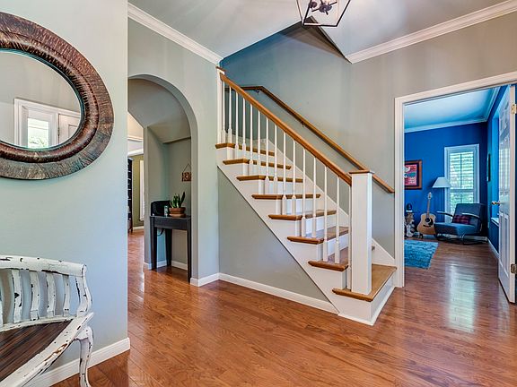 5th image of 6414 Johanne Ct