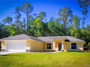 8972 N Stern Way, Citrus Springs, FL 34434