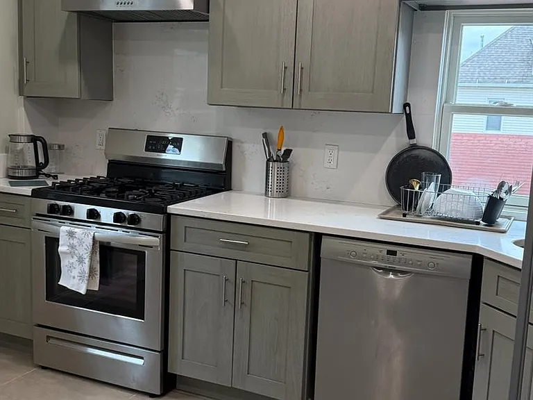 25 Mountain Ave — Photo 12