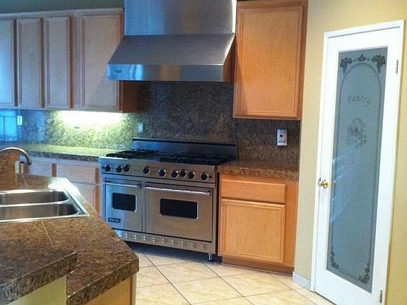 3rd image of 32712 Armoise Dr
