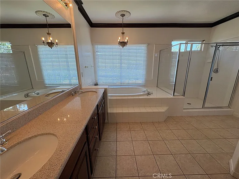 12549 Tejas Ct — Photo 25