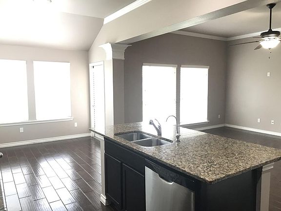 4th image of 3022 Besterio Dr