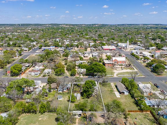 3rd image of 505 W San Antonio