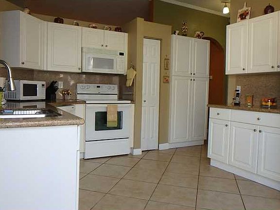 4th image of 9011 SW 214th Ln
