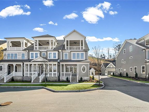 2nd image of 549 Groover St