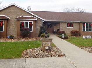 411 Wills Rd, Connellsville, PA 15425