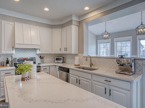 2nd image of 18 Haggis Rd