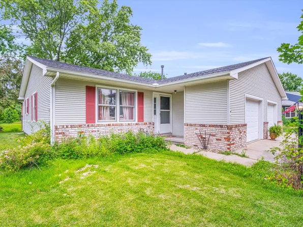 2111 Ivy Ct, Champaign, IL 61821