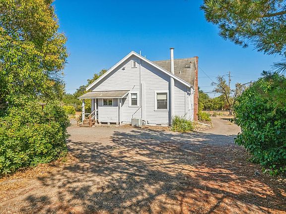 5th image of 19390 Orange Avenue